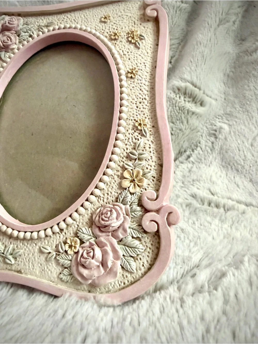Vintage-Inspired Double Photo Frame - Pink Rose Design